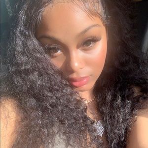 Meet your Posher, Jadae